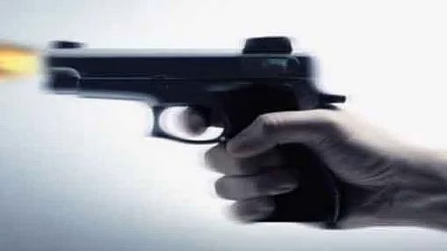 পুরান ঢাকার শ্যামবাজারে ব্যবসায়ীকে প্রকাশ্যে গুলি করে হত্যা