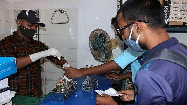 দেহে মাদক পেলেই মাদকাসক্ত তকমা দিয়ে চাকরিচ্যুতি কি ঠিক