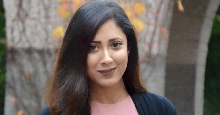 আপনাকেই বলছি: ক্ষমতাবলে শিক্ষক হওয়া স্যার!