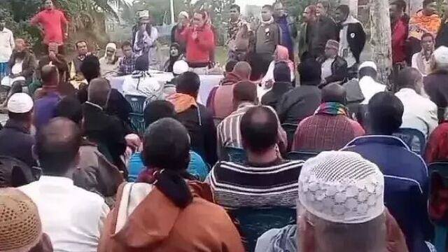 ‘নারী নেতৃত্ব হারাম’ বলে স্বতন্ত্র প্রার্থীর পক্ষে ভোট চাইলেন আওয়ামী লীগ নেতা