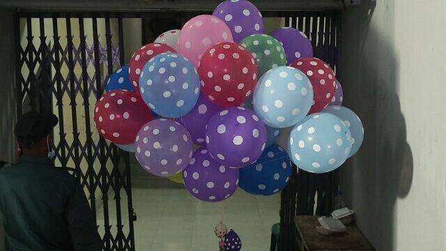 বেলুন ওড়েনি, খেলাও হয়নি, তবু চলবে টুর্নামেন্ট