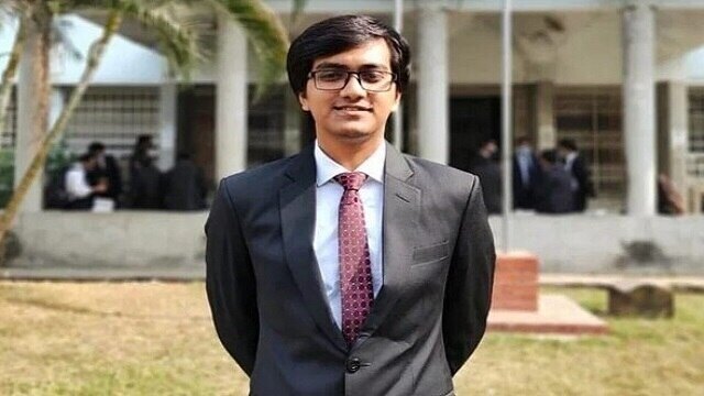 বিসিএস, ব্যাংকের এডি ও সহকারী জজ—স্বপ্নের তিন চাকরিই পেয়েছেন বাছিত