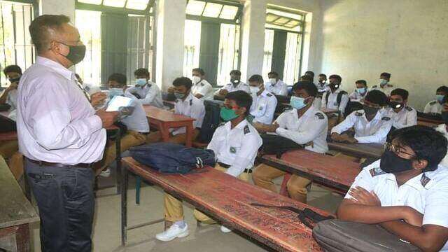 নবম শ্রেণীর বাদ পড়া শিক্ষার্থীদের রেজিস্ট্রেশন ১৫ জানুয়ারির মধ্যে