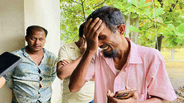 তরুণকে পিটিয়ে হত্যা - ‘আমার পোলারে খুন করার অধিকার তারারে দিসে কেডা’